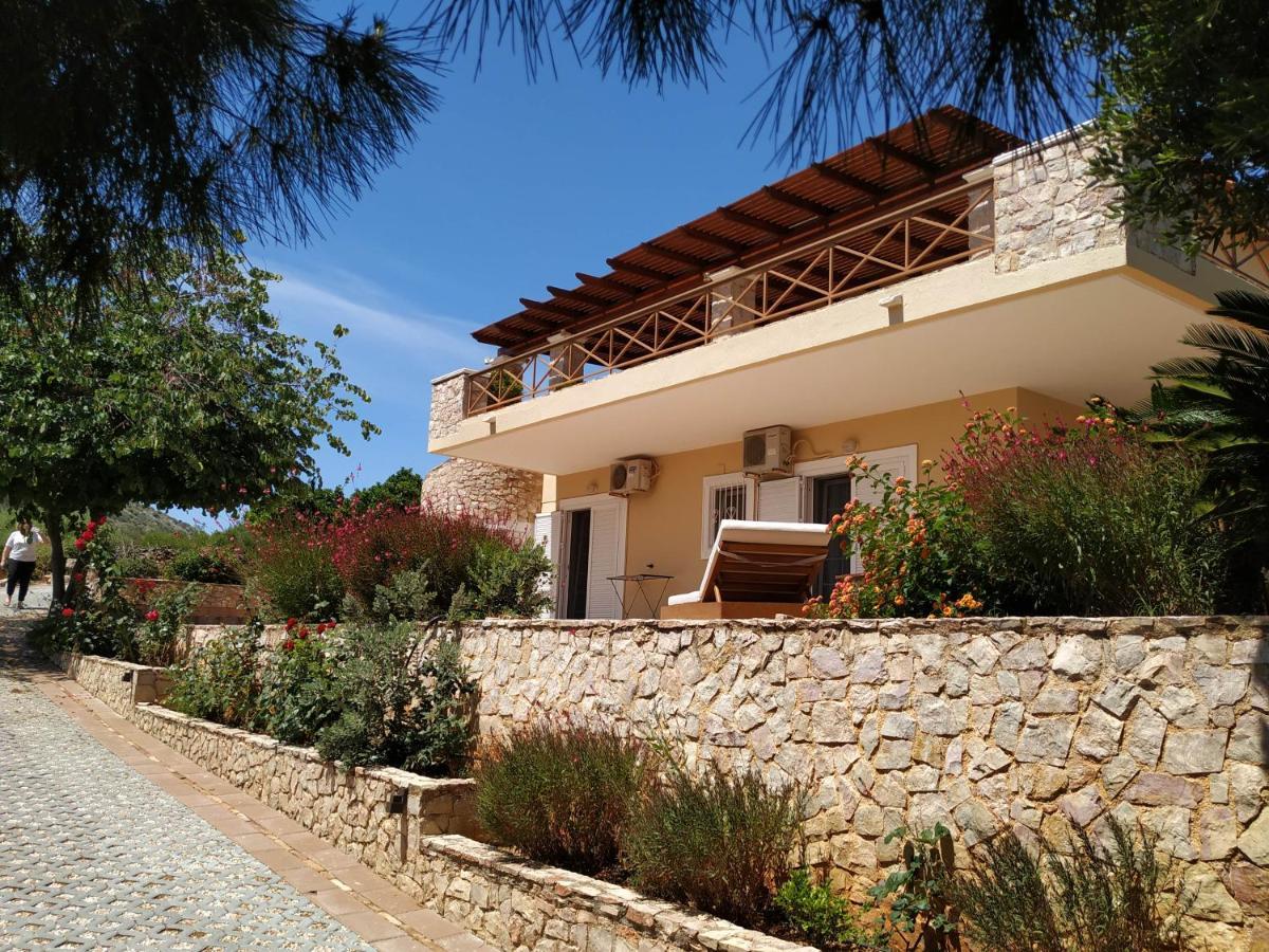 Villa Vena Palaiá Fókaia Exterior foto